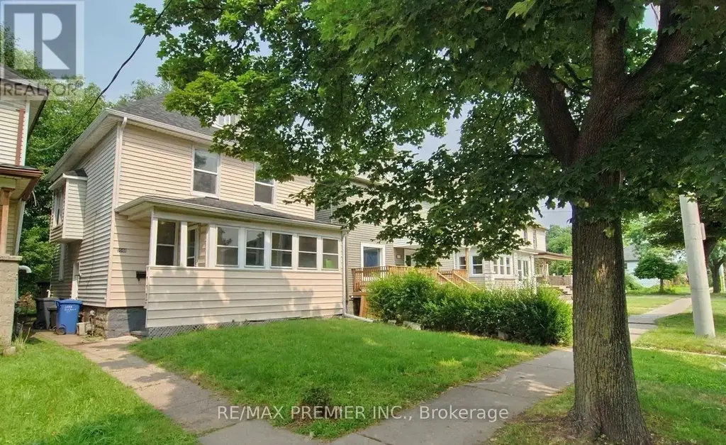 3588 Sandwich Street, Windsor